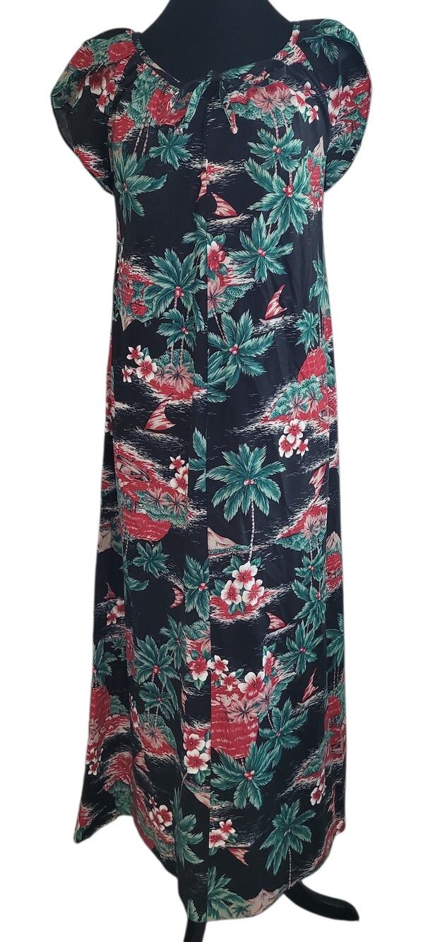 Vintage Hilo Hattie Hawaii Floral Tropical Maxi Dress M Made in Hawaii Muumuu